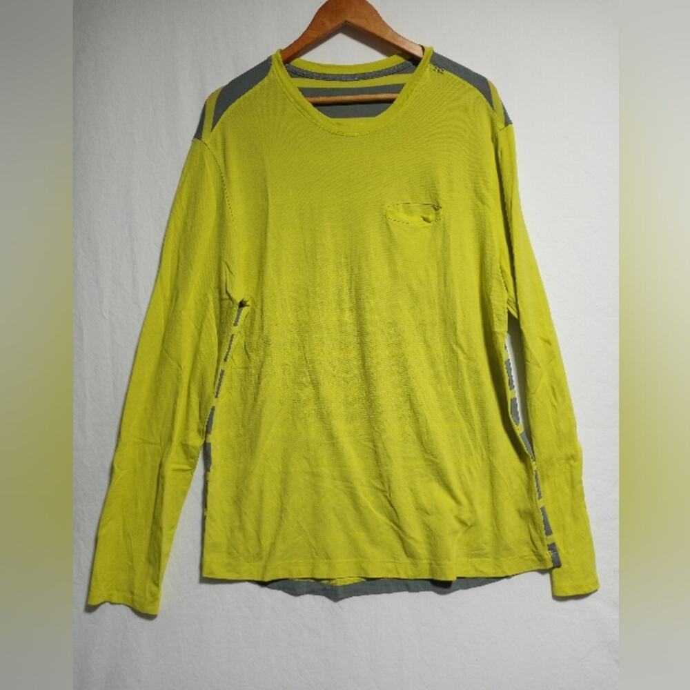 Lululemon Men's In Your Element Long Sleeve Shirt Yellow And Gray Size XL
